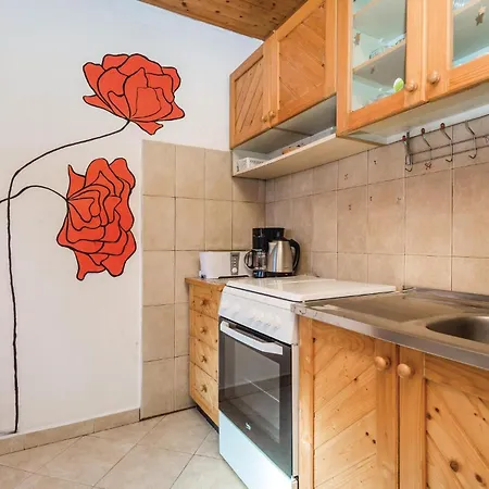 1 Bedroom Pet Friendly In