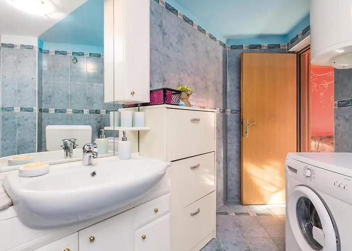 1 Bedroom Pet Friendly In Holiday home *