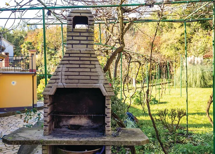 1 Bedroom Pet Friendly In
